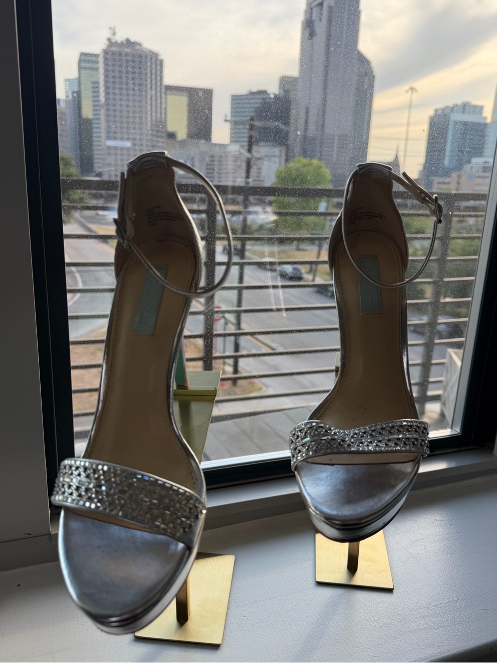 Betsey Johnson SB-ALMA Silver Rhinestone Platform Heels Size 9.5